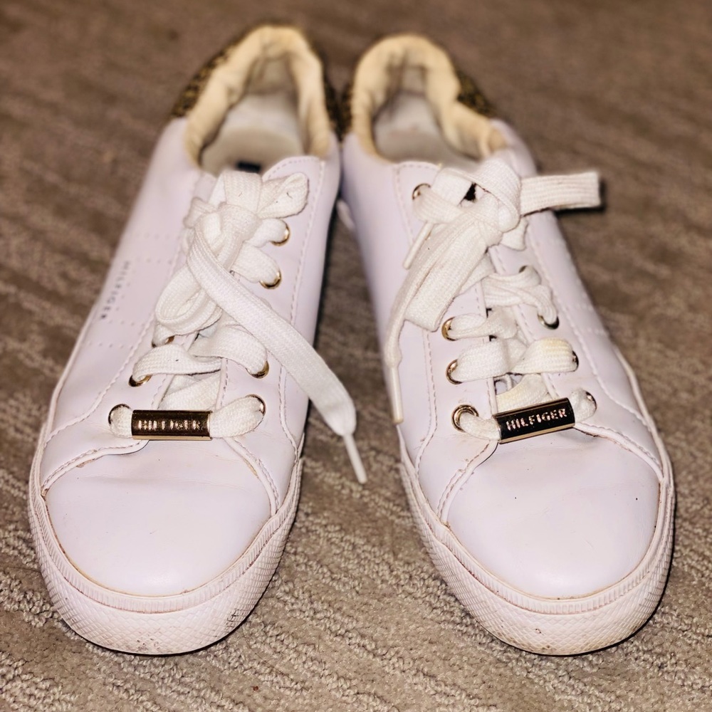 Tommy Hilfiger Women's LORIO Sneakers white and gold sneakers - Picture 10 of 11